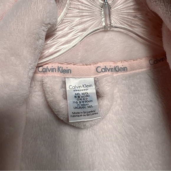 Calvin Klein Sleepwear Pink Soft Plush Logo Classic Belted Waist Robe Size M/L - Picture 7 of 9